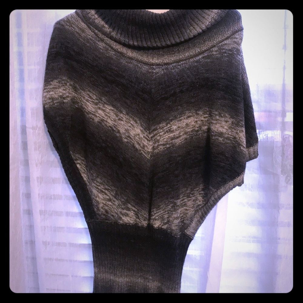 Candies sweater poncho, fitted waist